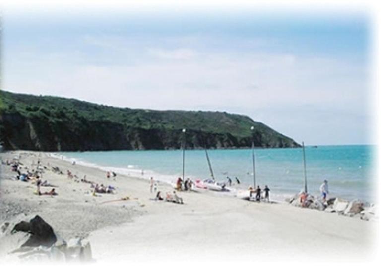 Hotel - Le Perroquet * Binic
